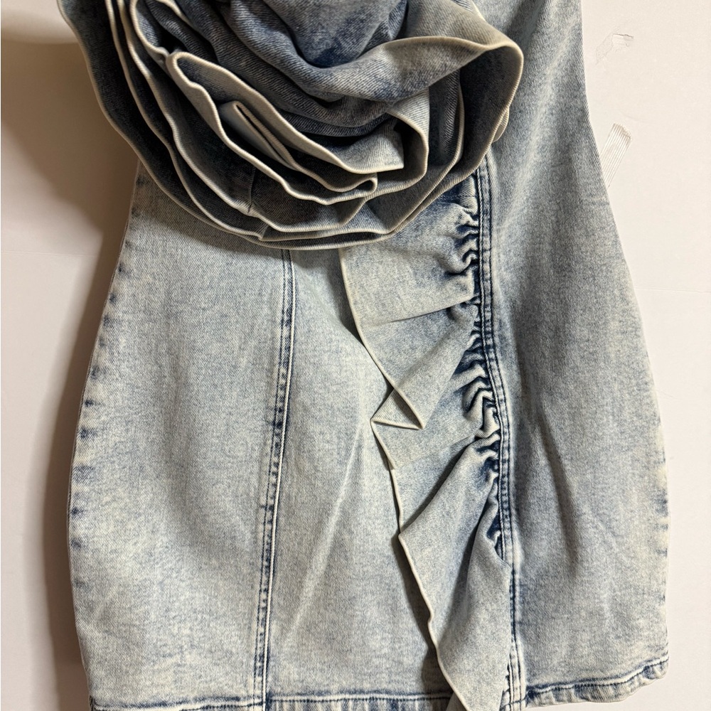 Denim Ruffle Scarf - Picture 4 of 5